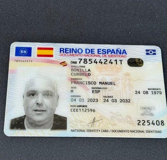 Comprar tarjeta de identificación registrada en línea